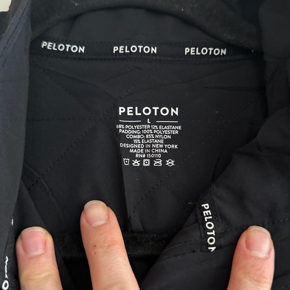 NWT Peloton Make your own mark run jacket size large - Picture 2 of 6